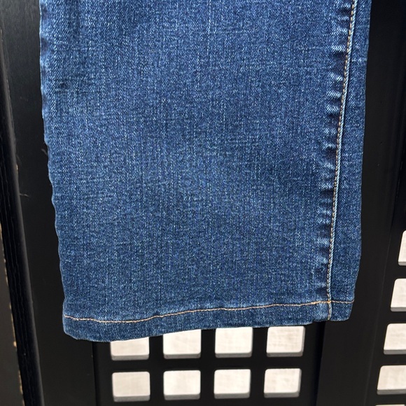 💙 Talbots Barely Boot Women’s Jeans Blue Denim Size 4P Petite Stretch 💙 - Picture 4 of 11